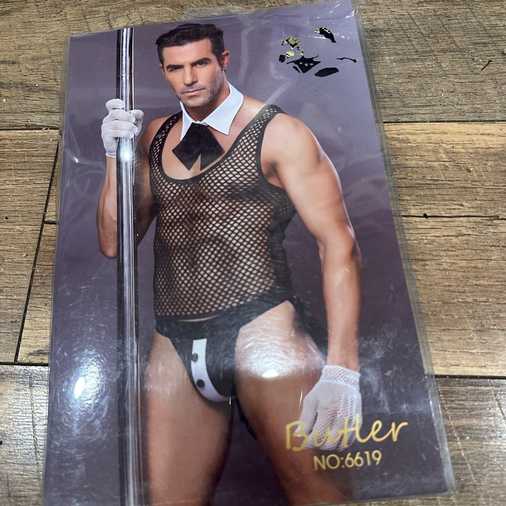 Butler outfit